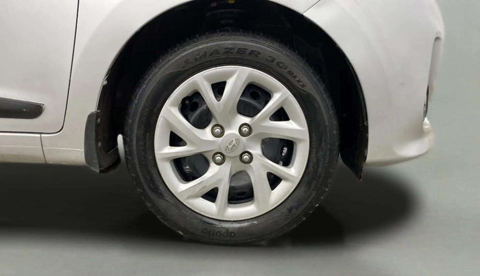 2017 Hyundai Grand i10 MAGNA 1.2 KAPPA VTVT, Petrol, Manual, 21,027 km, Right Front Wheel