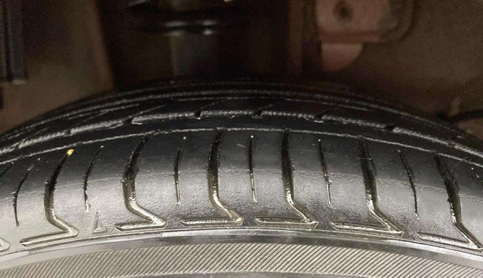 2020 Tata Tiago XZ PLUS PETROL, Petrol, Manual, 33,990 km, Right Rear Tyre Tread