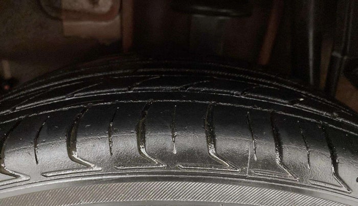2020 Tata Tiago XZ PLUS PETROL, Petrol, Manual, 33,990 km, Left Rear Tyre Tread