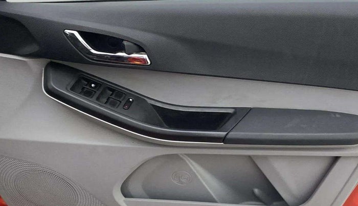 2020 Tata Tiago XZ PLUS PETROL, Petrol, Manual, 33,990 km, Driver Side Door Panels Control