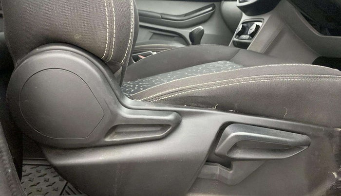 2020 Tata Tiago XZ PLUS PETROL, Petrol, Manual, 33,990 km, Driver Side Adjustment Panel