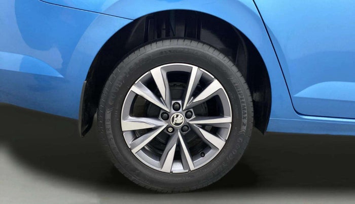 2022 Skoda SLAVIA STYLE 1.0L TSI MT, Petrol, Manual, 38,184 km, Right Rear Wheel