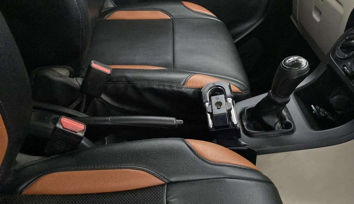2019 Maruti New Wagon-R LXI CNG 1.0, CNG, Manual, 27,914 km, Gear Lever