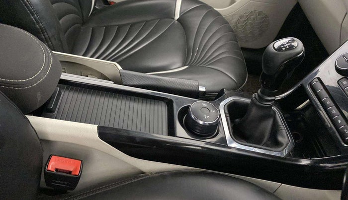 2021 Tata NEXON XZ PLUS PETROL SUNROOF, Petrol, Manual, 73,191 km, Gear Lever