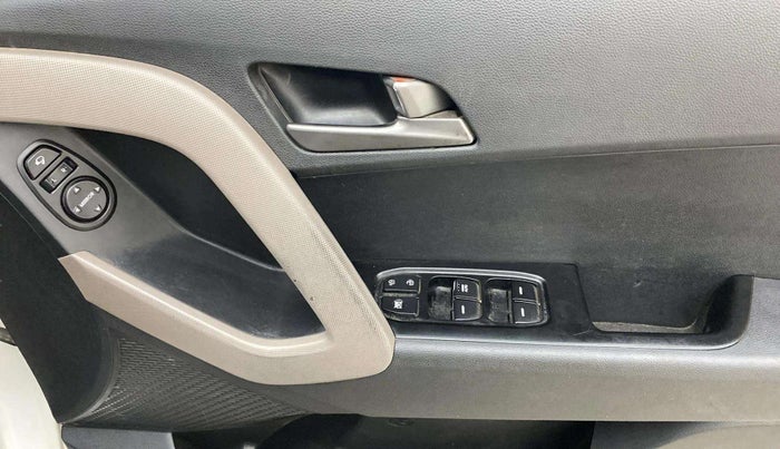 2017 Hyundai Creta SX PLUS 1.6 PETROL, Petrol, Manual, 76,541 km, Driver Side Door Panels Control