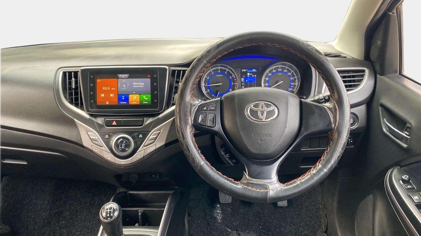 2021 Toyota Glanza V, Petrol, Manual, 58,495 km, Steering Wheel Close Up
