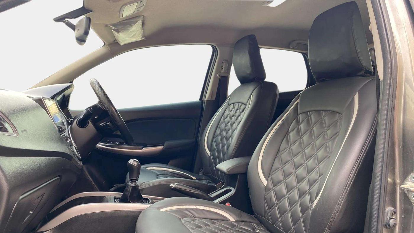 2021 Toyota Glanza V, Petrol, Manual, 58,495 km, Right Side Front Door Cabin