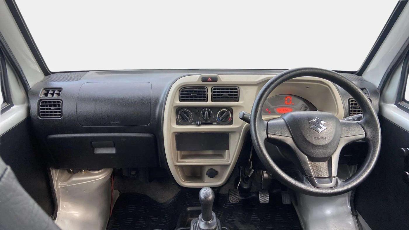 2023 Maruti Eeco 7 STR STD 1.2, Petrol, Manual, 16,372 km, Dashboard