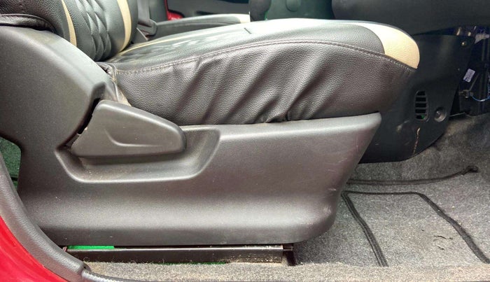 2019 Datsun Redi Go T(O) 1.0 AMT, Petrol, Automatic, 26,578 km, Driver Side Adjustment Panel