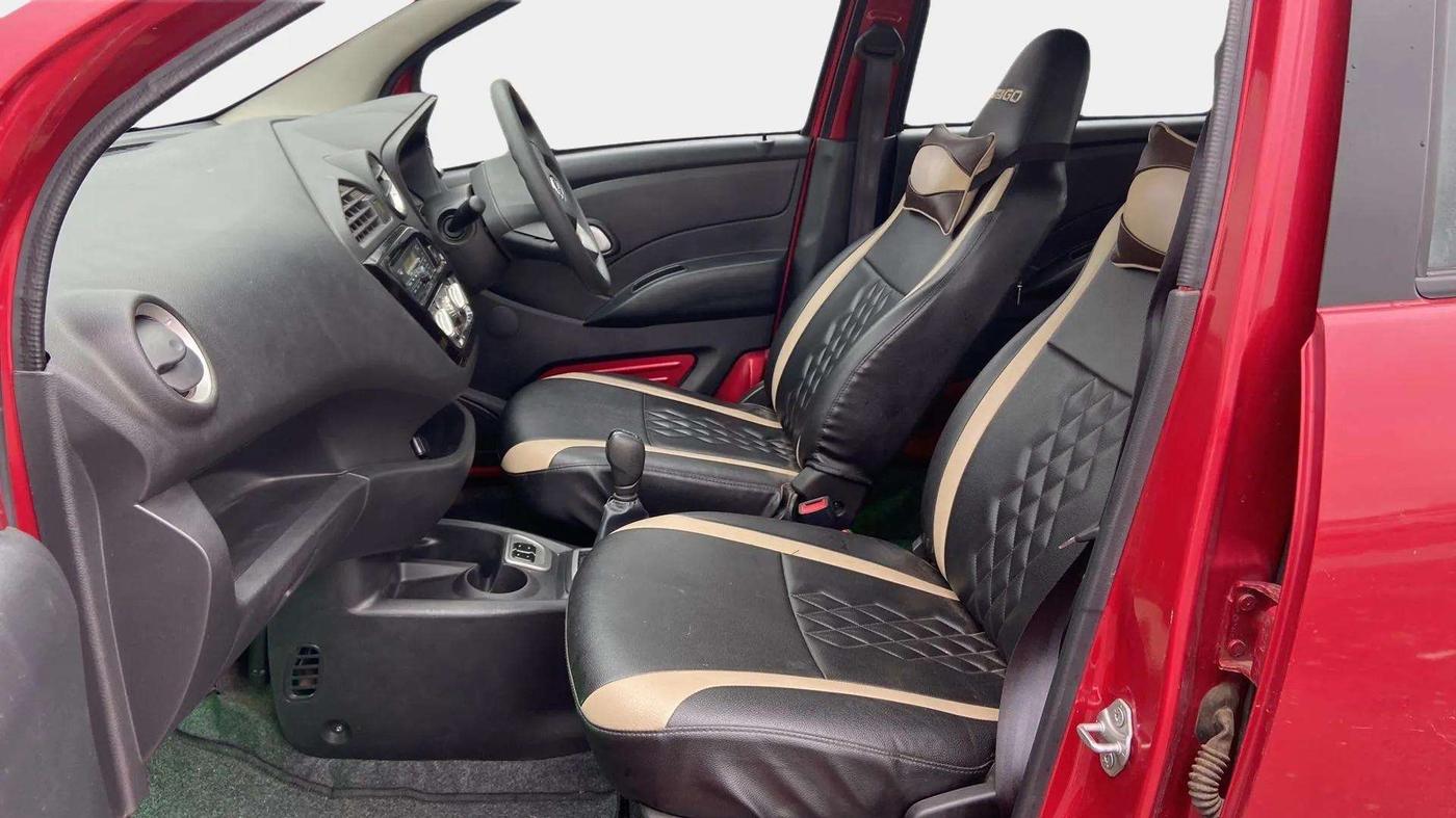 2019 Datsun Redi Go T(O) 1.0 AMT, Petrol, Automatic, 26,578 km, Right Side Front Door Cabin