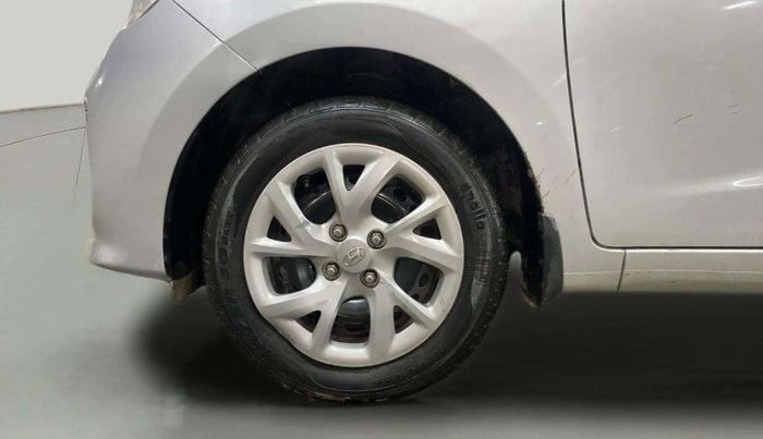 2017 Hyundai Grand i10 SPORTZ 1.2 KAPPA VTVT, Petrol, Manual, 4,112 km, Left Front Wheel