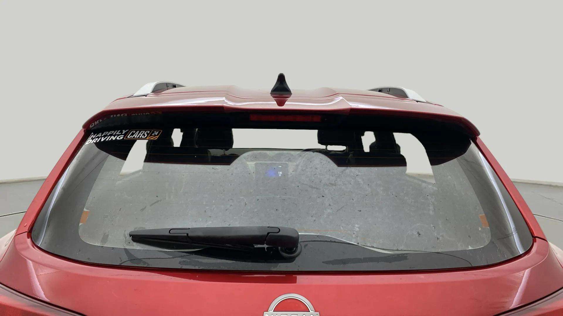 Rear-Windshield---Roof-25