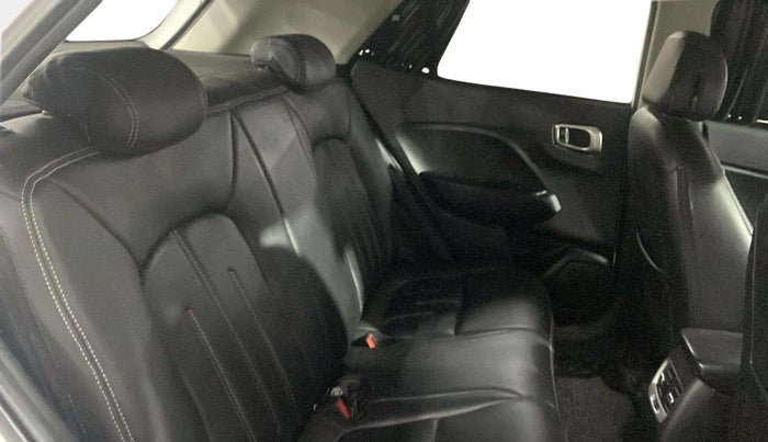 2019 Hyundai VENUE SX PLUS 1.0 TURBO DCT, Petrol, Automatic, 65,777 km, Right Side Rear Door Cabin