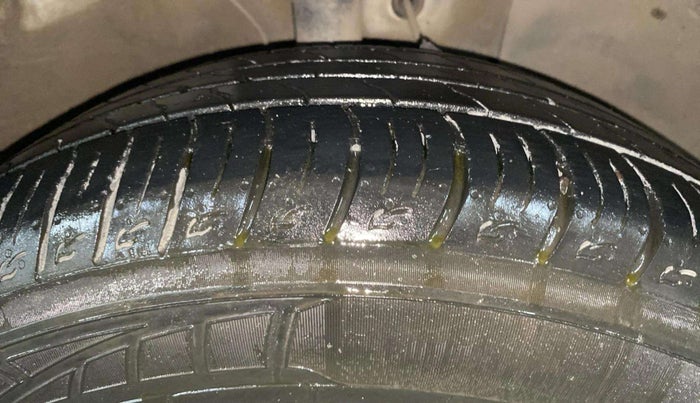 2019 Hyundai VENUE SX PLUS 1.0 TURBO DCT, Petrol, Automatic, 65,777 km, Right Front Tyre Tread