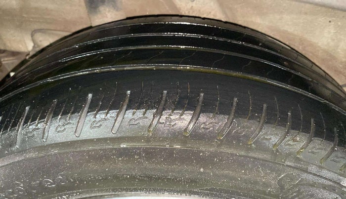 2019 Hyundai VENUE SX PLUS 1.0 TURBO DCT, Petrol, Automatic, 65,777 km, Right Rear Tyre Tread