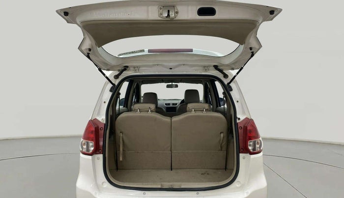 2016 Maruti Ertiga ZXI+, Petrol, Manual, 67,378 km, Boot Inside