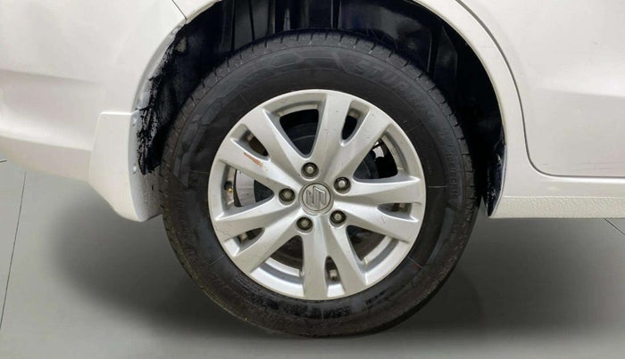 2016 Maruti Ertiga ZXI+, Petrol, Manual, 67,378 km, Right Rear Wheel