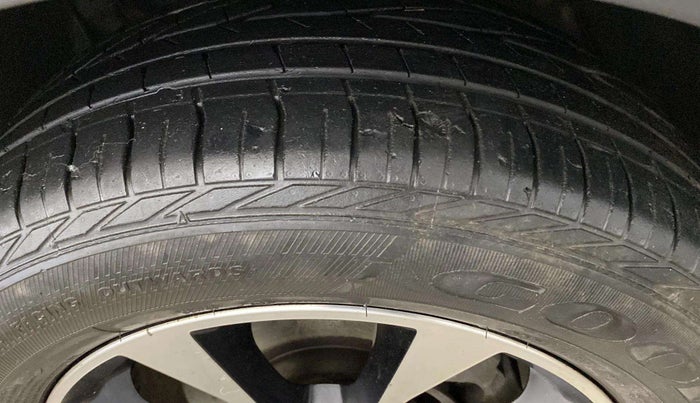 2021 Tata NEXON XZ PLUS PETROL, Petrol, Manual, 49,056 km, Right Front Tyre Tread