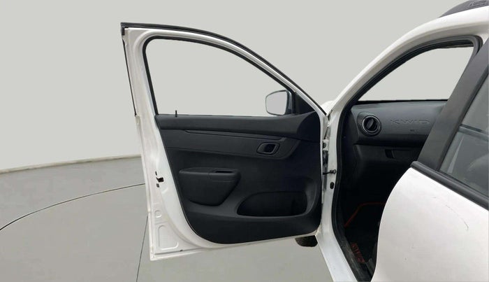 2023 Renault Kwid RXT 1.0, Petrol, Manual, 11,389 km, LHS Front Door