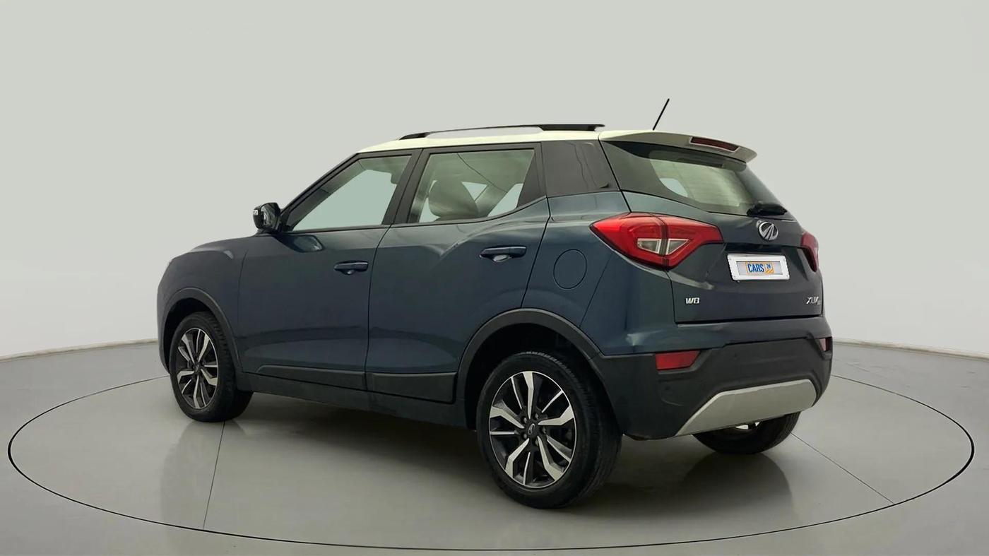 2019 Mahindra XUV300 W8(O) 1.2 PETROL DUAL TONE, Petrol, Manual, 32,125 km, Left Back Diagonal