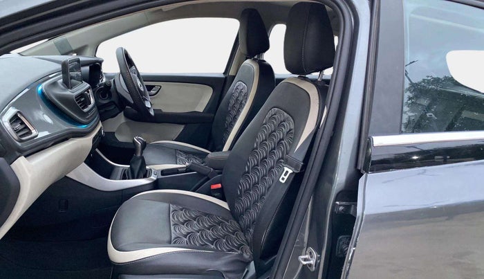 2022 Tata ALTROZ XZ PETROL, CNG, Manual, 30,682 km, Right Side Front Door Cabin