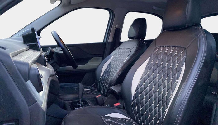 2023 Tata PUNCH ADVENTURE AMT, Petrol, Automatic, 22,343 km, Right Side Front Door Cabin