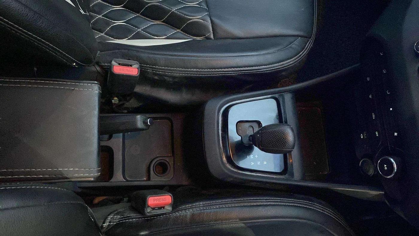 2023 Tata PUNCH ADVENTURE AMT, Petrol, Automatic, 22,343 km, Gear Lever