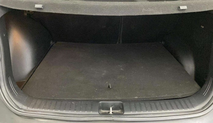 2022 Hyundai Creta SX (O) IVT KNIGHT 1.5 PETROL, Petrol, Automatic, 31,576 km, Boot Inside