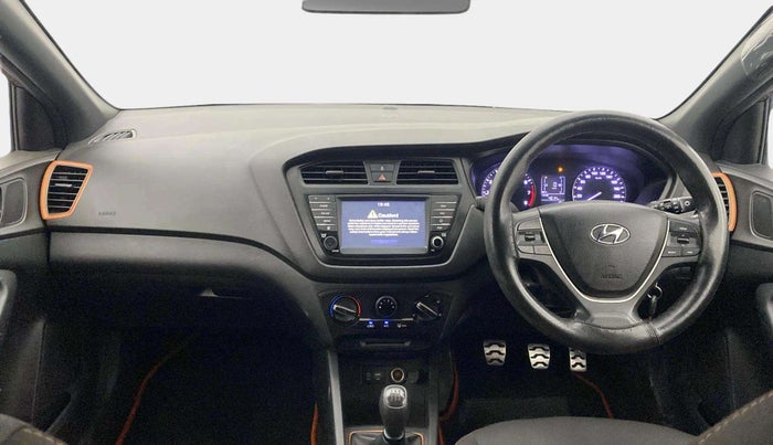 2017 Hyundai i20 Active 1.2 S, Petrol, Manual, 36,239 km, Dashboard