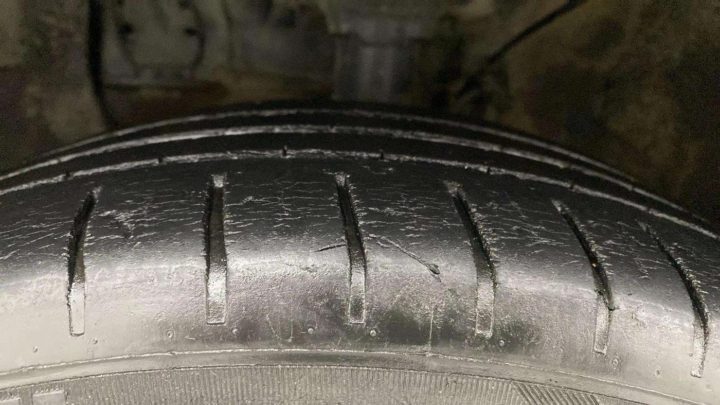 2017 Hyundai i20 Active 1.2 S, Petrol, Manual, 36,239 km, Left Front Tyre Tread