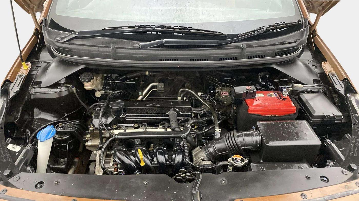2017 Hyundai i20 Active 1.2 S, Petrol, Manual, 36,239 km, Engine View