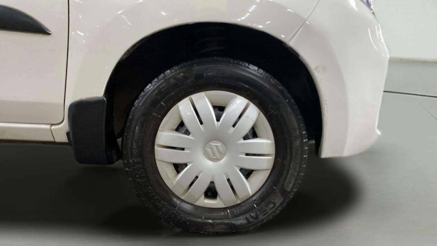 2021 Maruti Alto VXI PLUS, Petrol, Manual, 17,912 km, Right Front Wheel