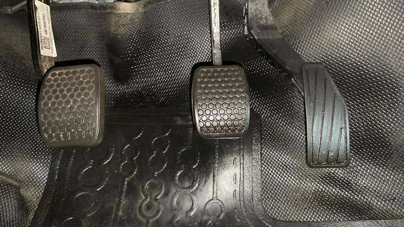 2021 Maruti Alto VXI PLUS, Petrol, Manual, 17,912 km, Pedals