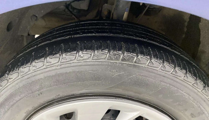 2018 Maruti Baleno DELTA PETROL 1.2, CNG, Manual, 80,971 km, Left Front Tyre Tread