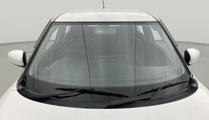 2024 Maruti Swift VXi (O) AMT, Petrol, Automatic, 12,079 km, Front Windshield