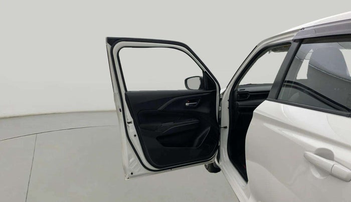 2024 Maruti Swift VXi (O) AMT, Petrol, Automatic, 12,079 km, LHS Front Door