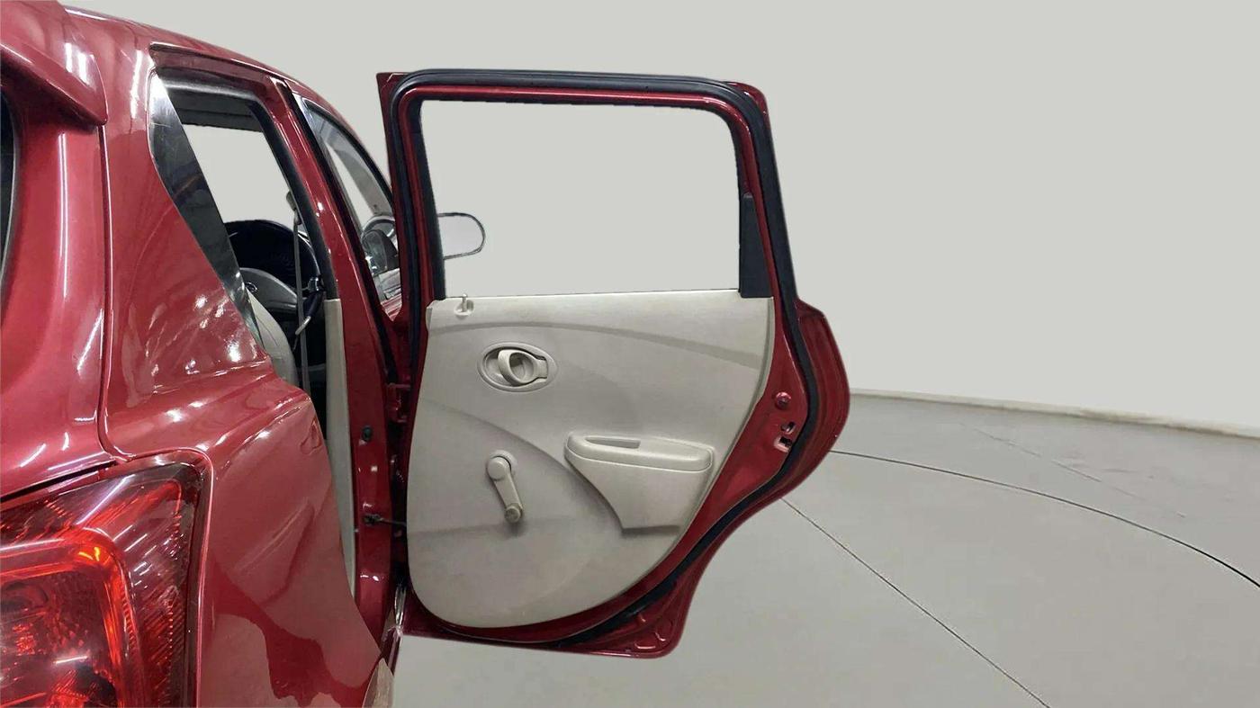 2015 Datsun Go T, Petrol, Manual, 50,579 km, RHS Rear Door