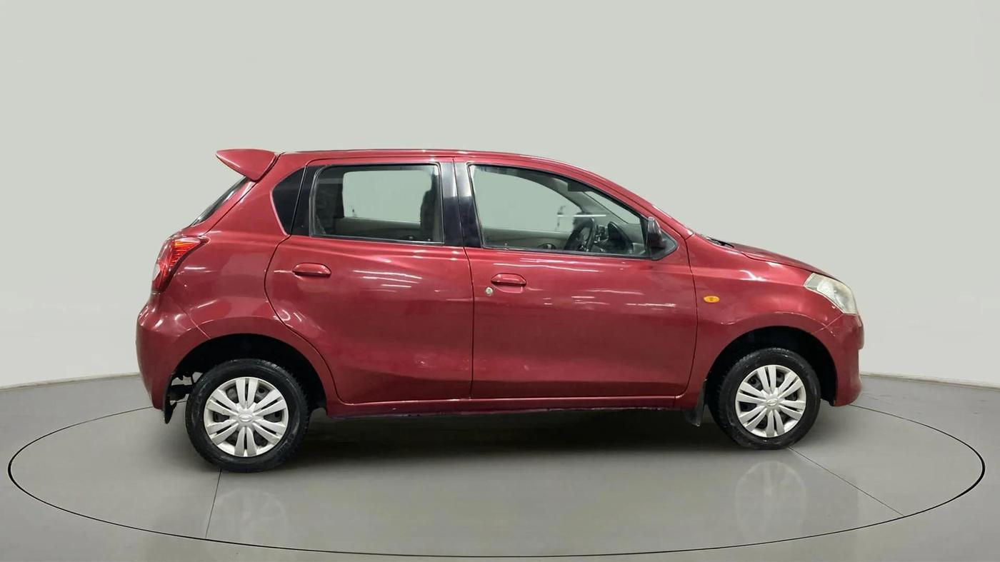 2015 Datsun Go T, Petrol, Manual, 50,579 km, Right Side View