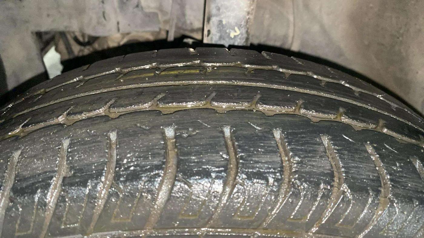2015 Datsun Go T, Petrol, Manual, 50,579 km, Left Front Tyre Tread