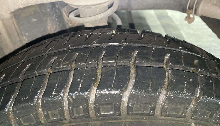 2016 Maruti Alto 800 LXI, Petrol, Manual, 12,426 km, Right Rear Tyre Tread