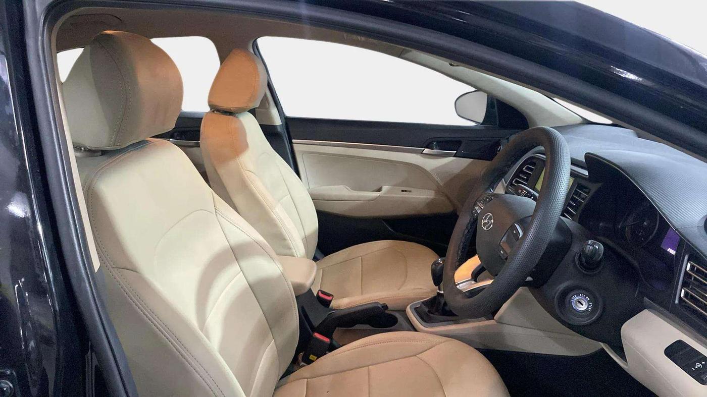 2021 Hyundai New Elantra 2.0 S PETROL, Petrol, Manual, 25,260 km, Right Side Front Door Cabin