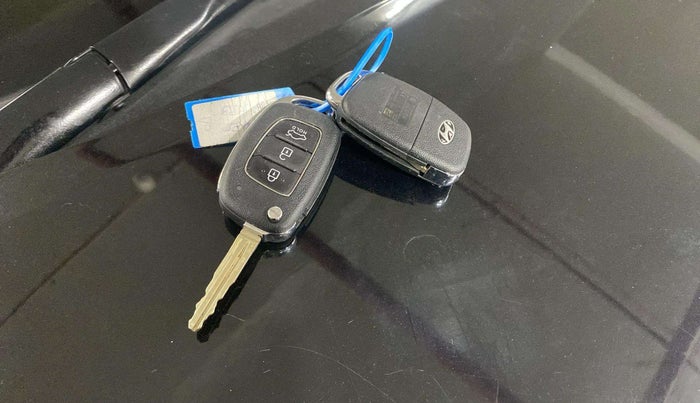 2021 Hyundai New Elantra 2.0 S PETROL, Petrol, Manual, 24,830 km, Key Close Up