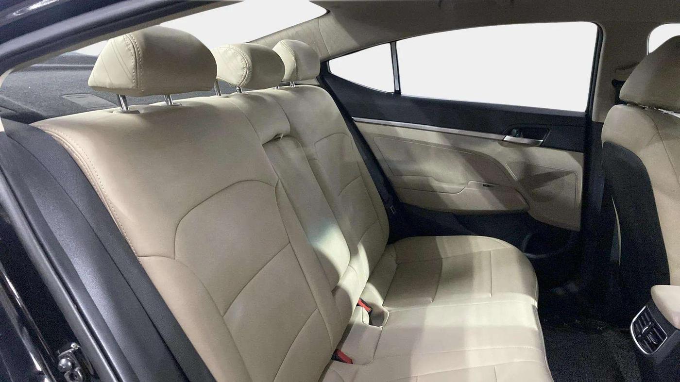 2021 Hyundai New Elantra 2.0 S PETROL, Petrol, Manual, 25,260 km, Right Side Rear Door Cabin
