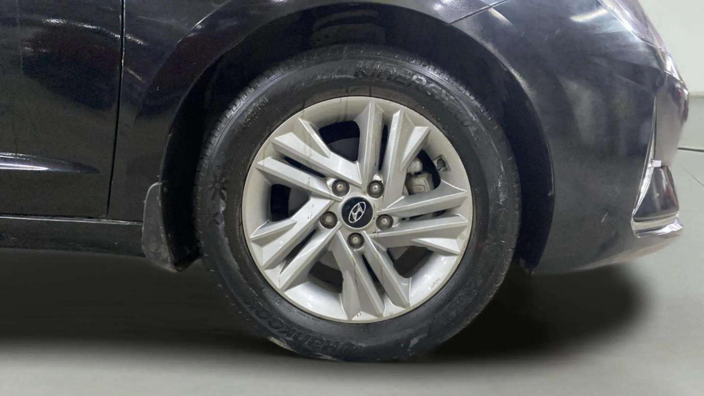 2021 Hyundai New Elantra 2.0 S PETROL, Petrol, Manual, 25,260 km, Right Front Wheel