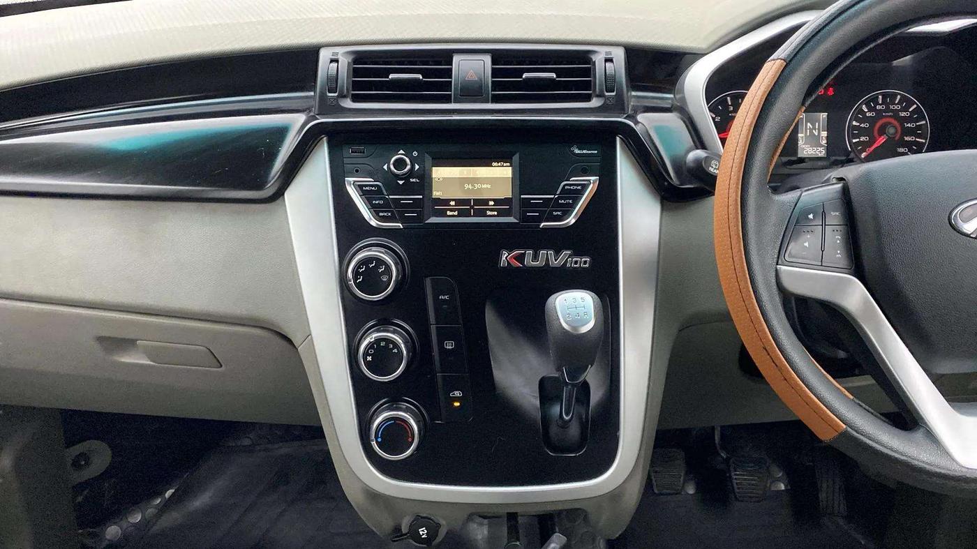 2016 Mahindra Kuv100 K8 D 6 STR, Diesel, Manual, 28,774 km, Air Conditioner