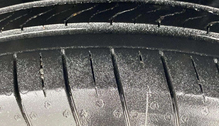 2023 Tata Tiago XT PETROL, Petrol, Manual, 19,604 km, Left Rear Tyre Tread