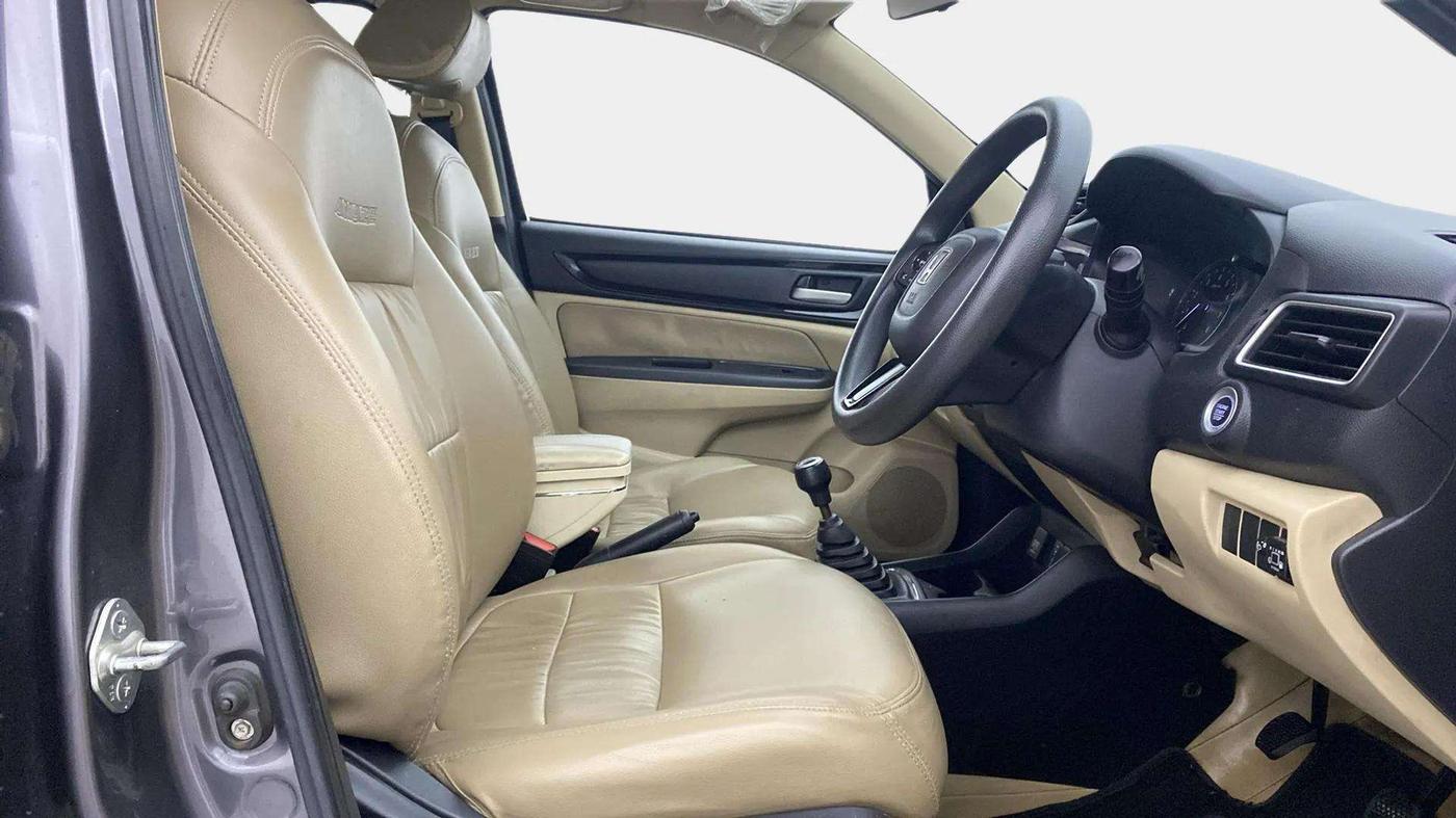 2018 Honda Amaze 1.2L I-VTEC VX, CNG, Manual, 52,841 km, Right Side Front Door Cabin