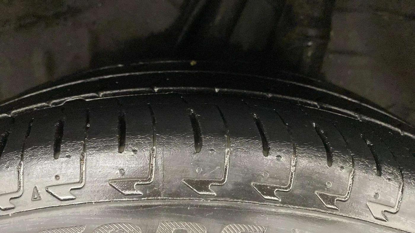 2018 Honda Amaze 1.2L I-VTEC VX, CNG, Manual, 52,841 km, Left Rear Tyre Tread