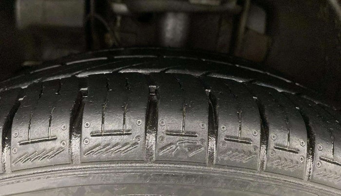 2018 Tata Tiago XZ PETROL, Petrol, Manual, 29,563 km, Left Front Tyre Tread
