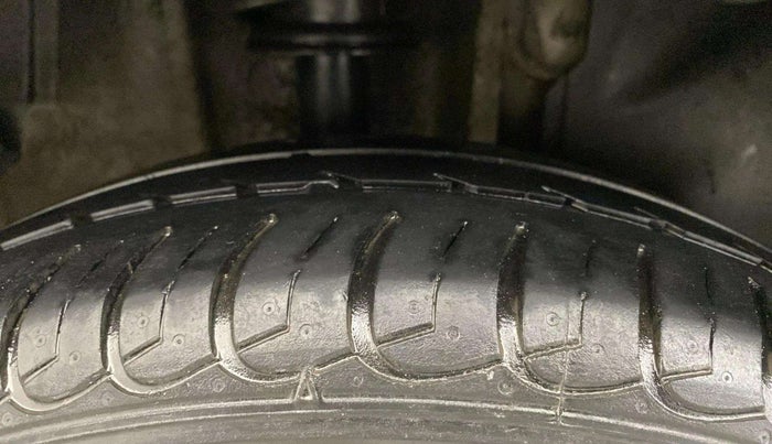 2018 Tata Tiago XZ PETROL, Petrol, Manual, 29,563 km, Right Rear Tyre Tread